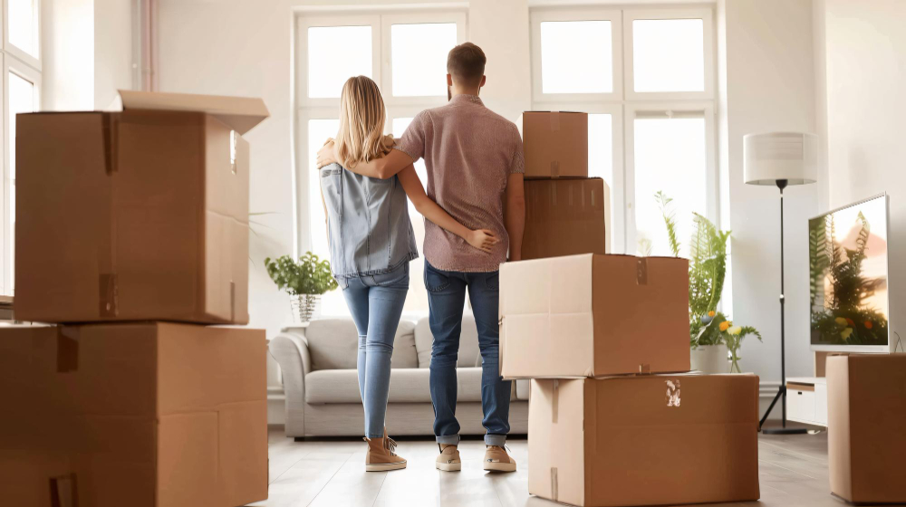 Zaplanuj przeprowadzkę w prosty i skuteczny sposób, który ogranicza chaos i pozwala uniknąć nieprzyjemnych sytuacji, dzięki świadomym decyzjom i dobrej organizacji.